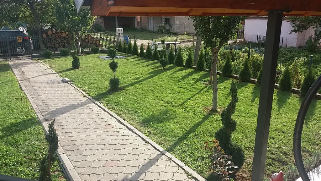 Apartments "Predah Kod Baraca" นิส ภายนอก รูปภาพ