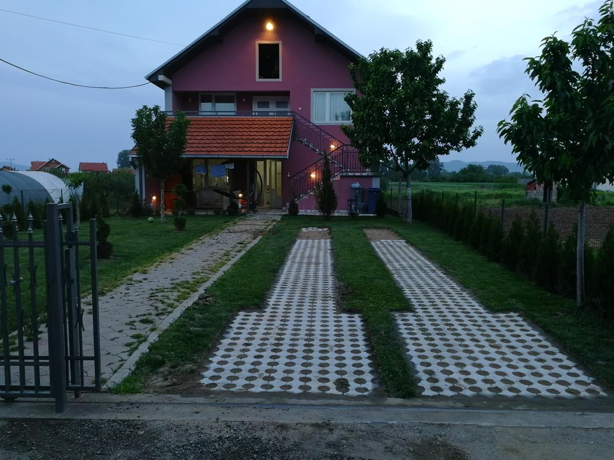 Apartments "Predah Kod Baraca" นิส ภายนอก รูปภาพ