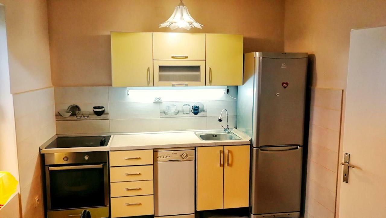 Apartments "Predah Kod Baraca" นิส ภายนอก รูปภาพ